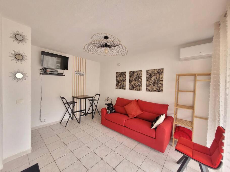 Studio Lucia - Vue Mer แซงเตกูลฟ์ ภายนอก รูปภาพ